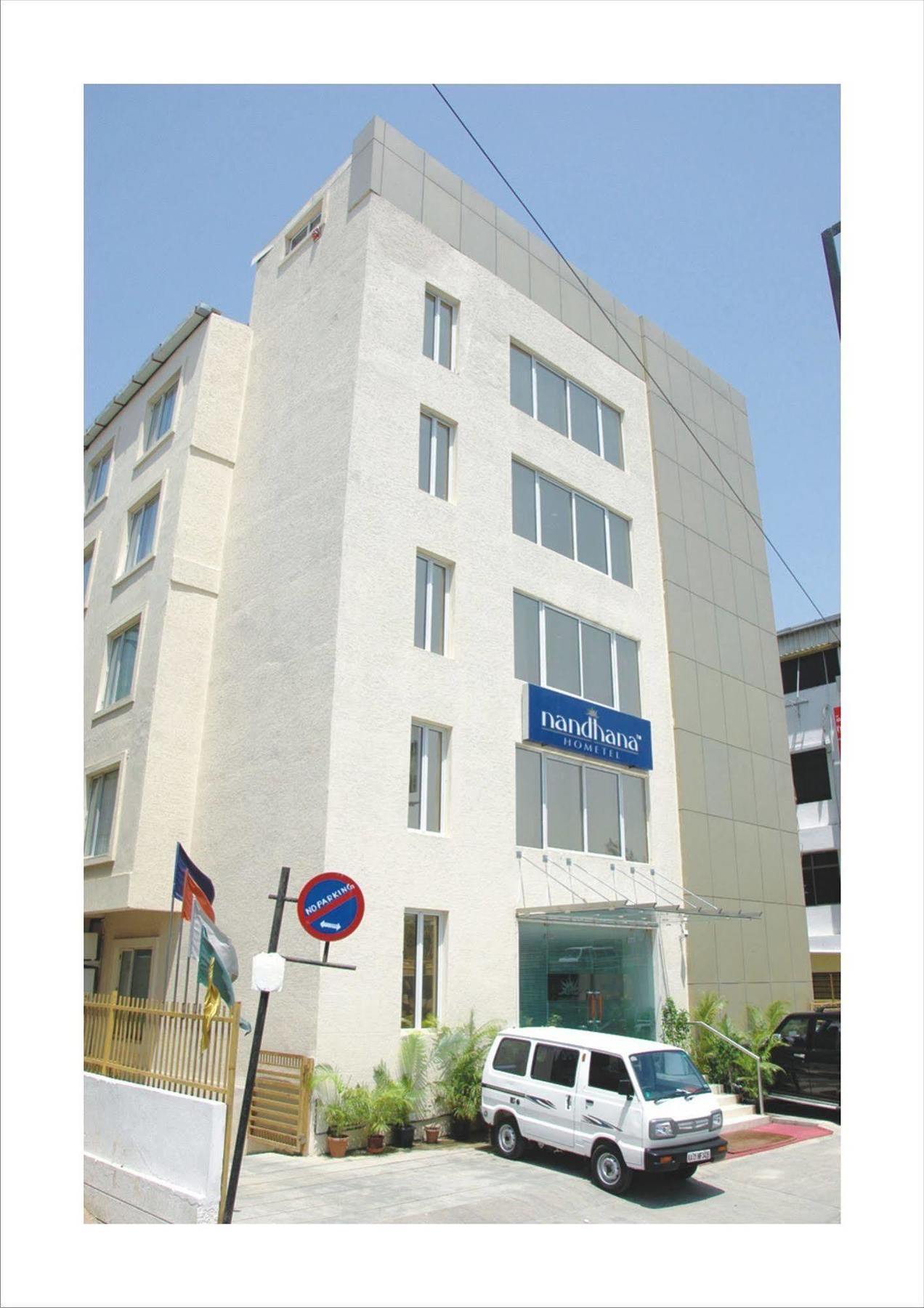 La Sara Hometel Bangalore Exterior photo